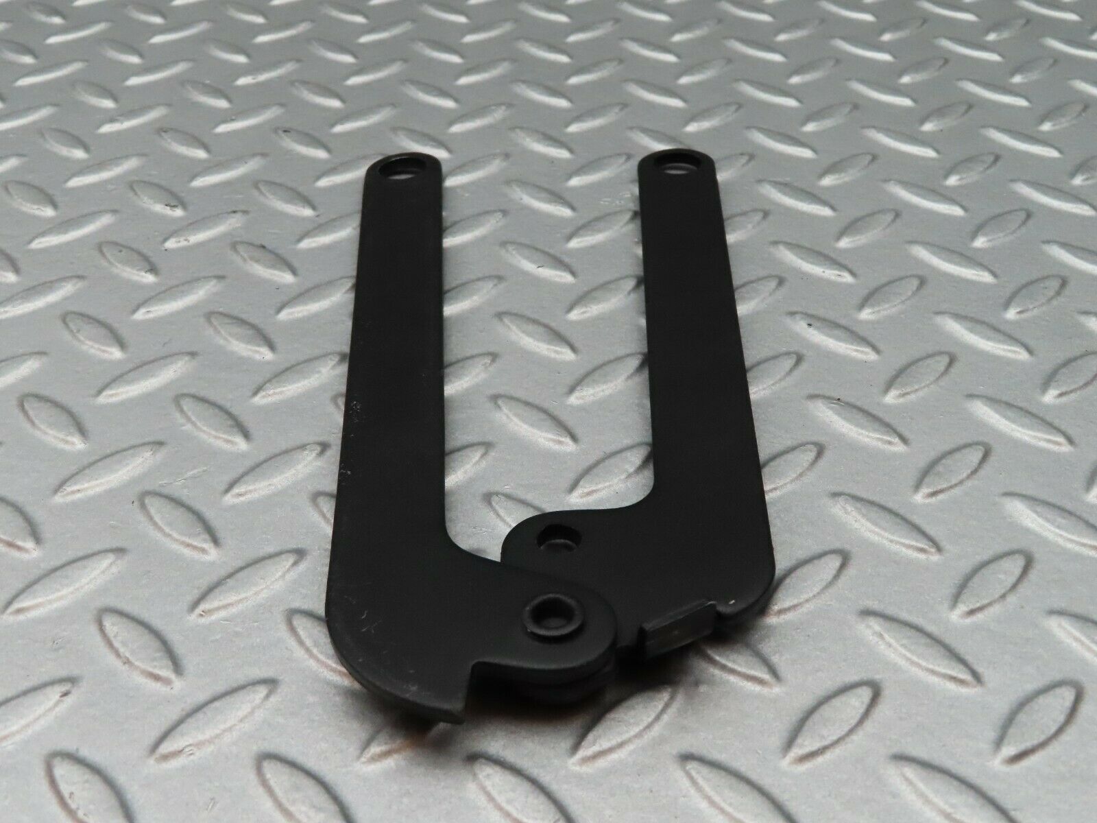 5095 Mercedes-Benz R107 350SL Coupe Right Bonnet Hinge