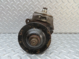 W123 power steering pump vickers type used OEM
