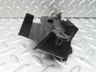 21627 Mercedes-Benz W126 300SE Front Left Door Lock Inner Cover 1267230308