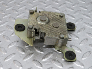 32253 Mercedes-Benz C107 350SLC Coupe Power Sunroof Mechanism