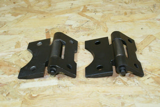 2244 Mercedes-Benz W123 280E Door Hinge Pair 1237200037