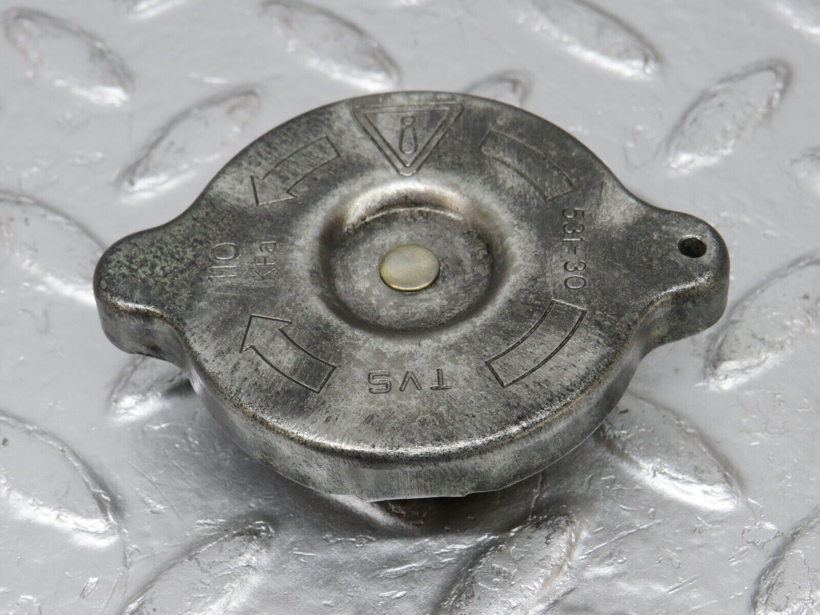 34317 Mercedes-Benz C126 380SEC Coupe Radiator Cap
