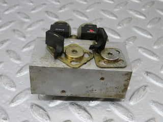 37988 Mercedes-Benz A124 320E Cabriolet Rear Headrest Roll Bar Hydraulic Valve Block 1248001078