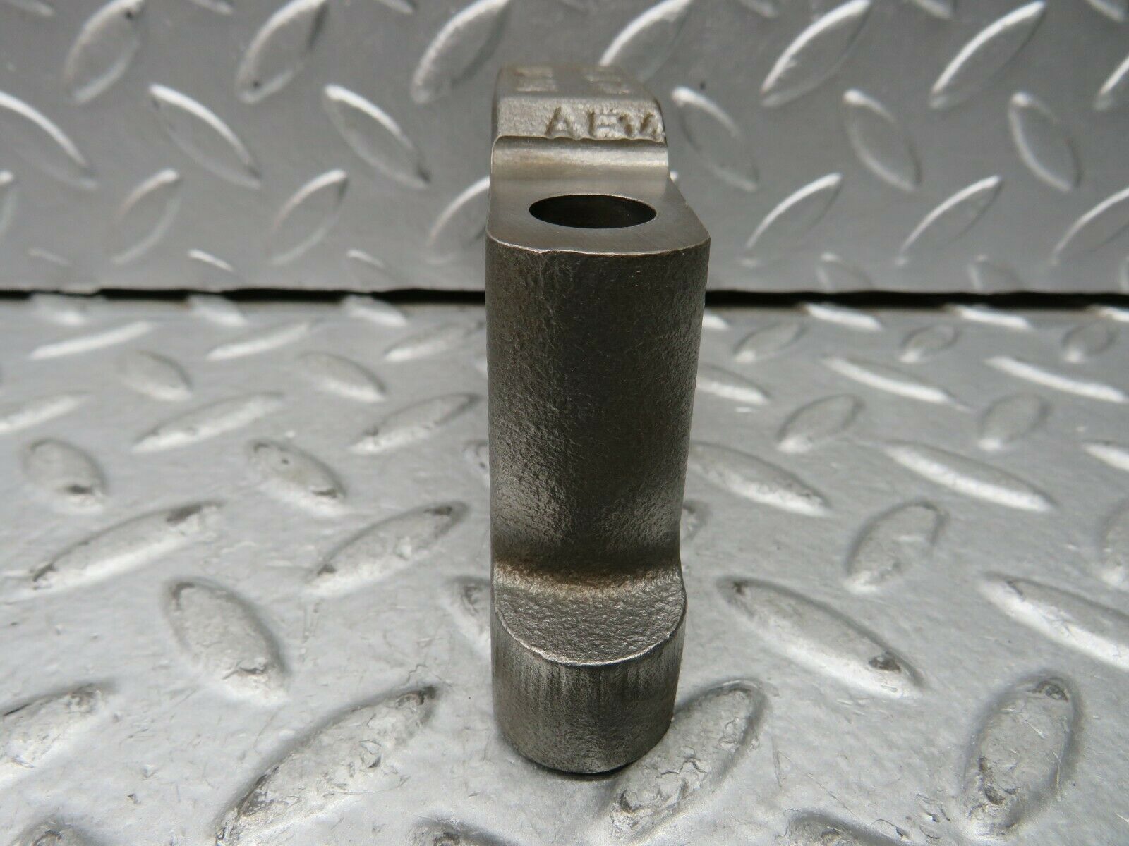 22116 Mercedes-Benz S123 280TE Crankshaft Bearing Holder Block 1080110211