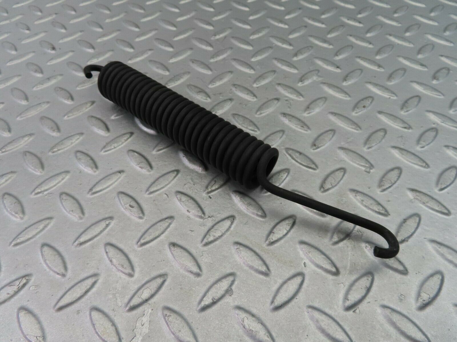 7779 Mercedes-Benz S123 230TE Wagon Bonnet Hinge Spring