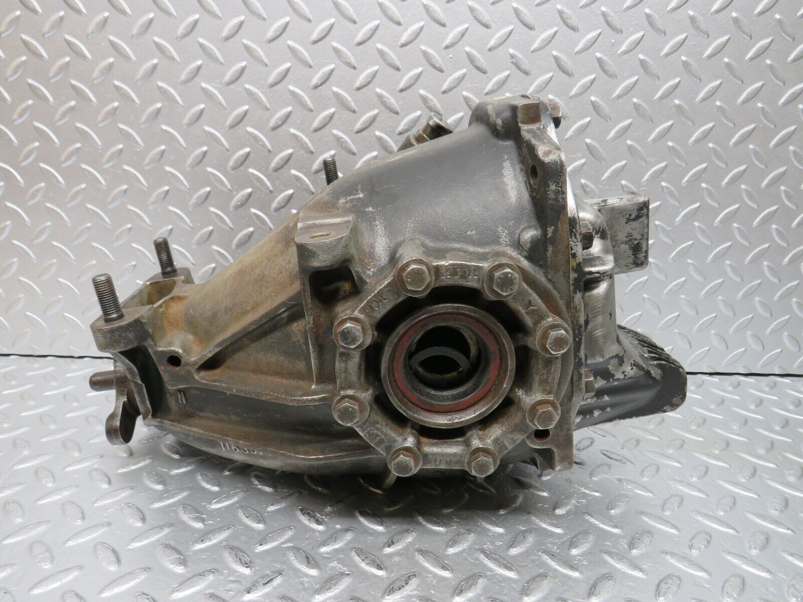 33021 Mercedes-Benz C107 R107 350 V8 Rear Differential Ratio 3.46 1163510401