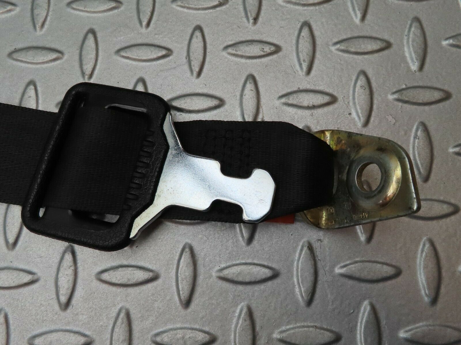 4406 Mercedes-Benz W123 230E Rear Right Seat Belt 1238607885