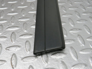 32306 Mercedes-Benz S124 300TE Wagon Rear Left Door Centre Moulding Trim