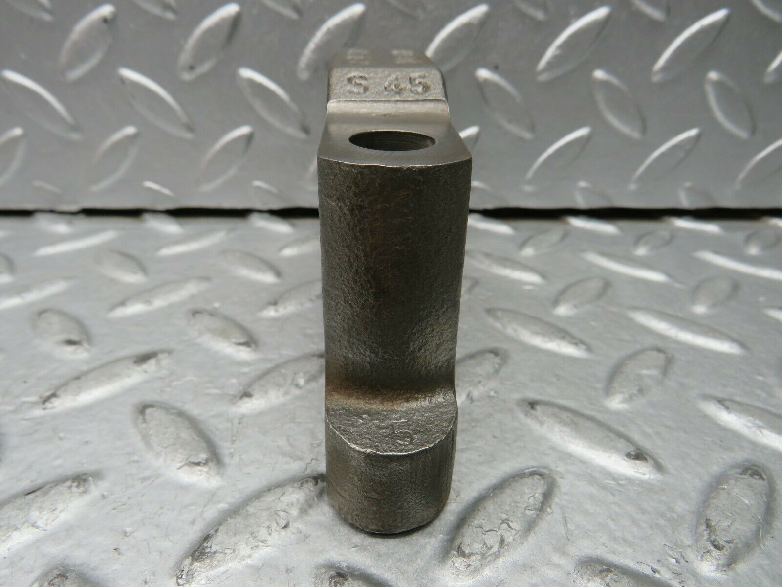 22116 Mercedes-Benz S123 280TE Crankshaft Bearing Holder Block 1080110211