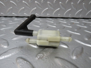 W124 windscreen washer fluid distributor used OEM