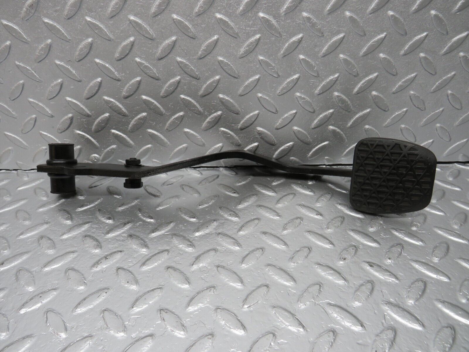 40380 Mercedes-Benz W110 230 Brake Pedal With Rubber 1102910182
