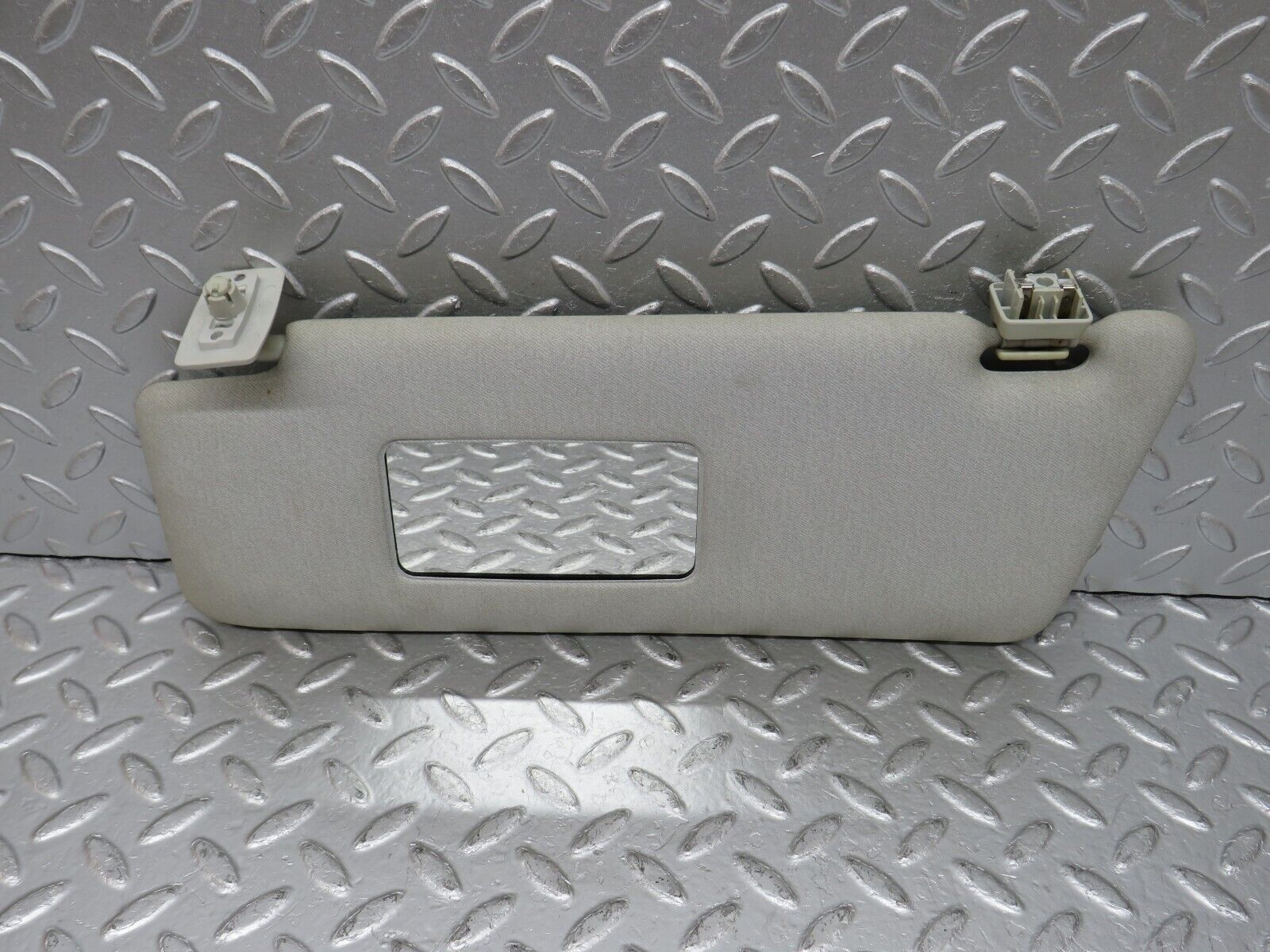 33282 Mercedes-Benz W202 C180 Sun Visor Left Side