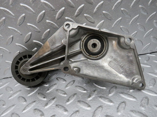 32626 Mercedes-Benz S124 300TE Engine Cooling Fan Clutch Bracket 1032050805