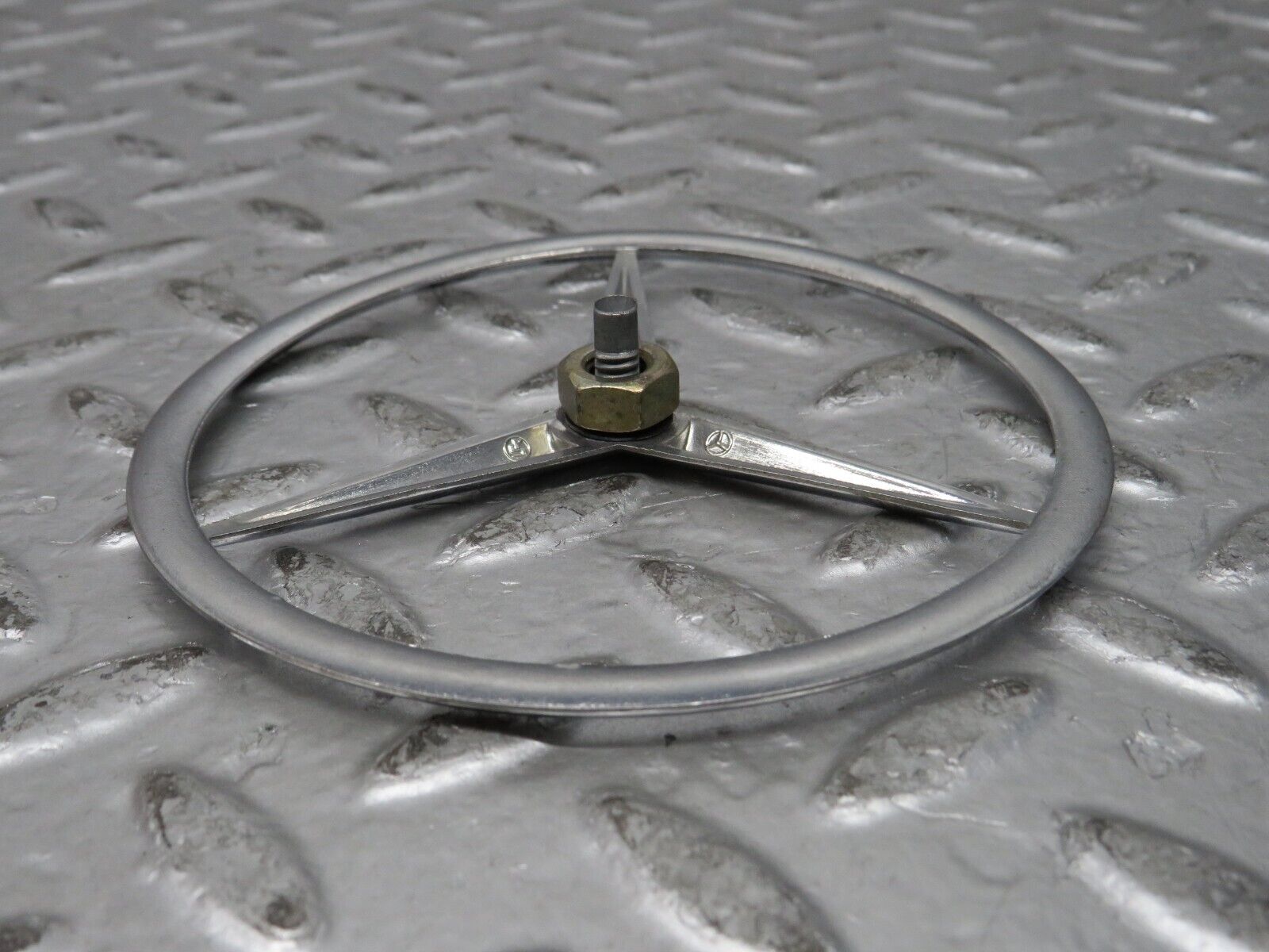 27265 Mercedes-Benz W123 280E Trunk Boot Lid Emblem  1267580058