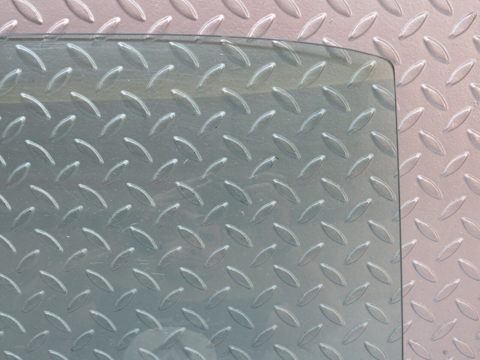 35792 Mercedes-Benz W108 Rear Left Door Window Glass