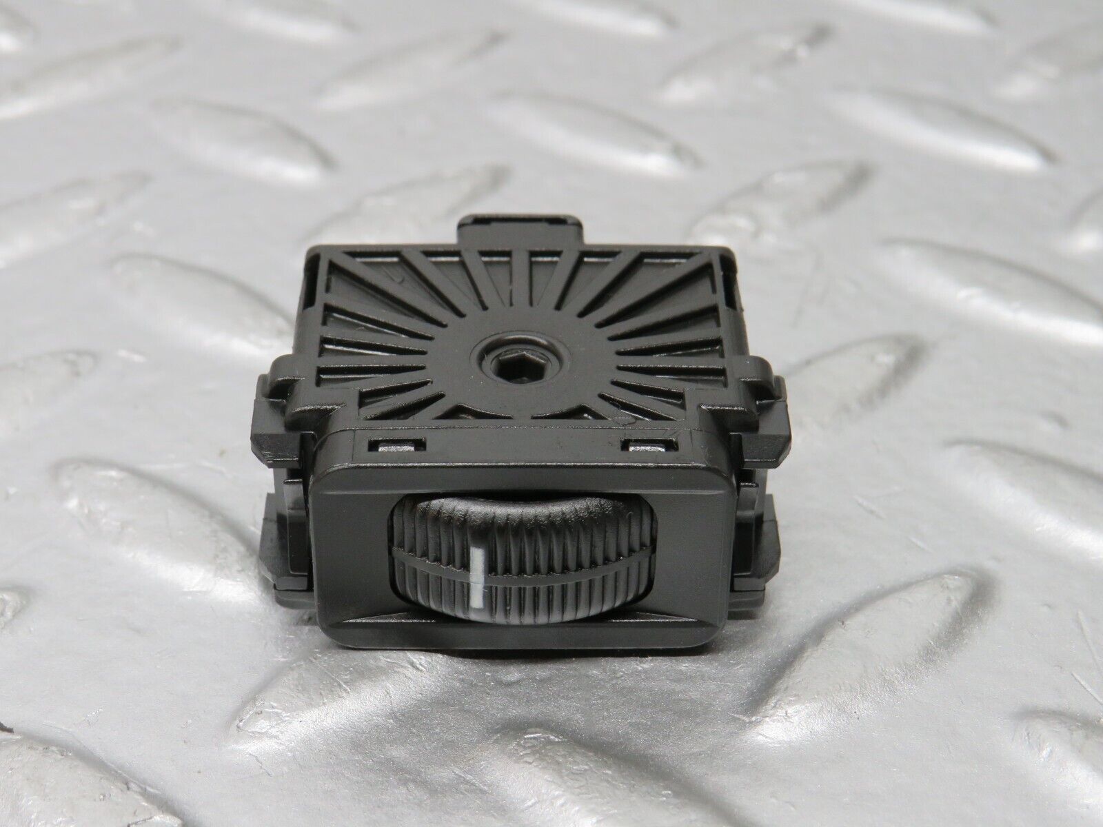 33480 Mercedes-Benz W202 C180 Headlight Level Switch