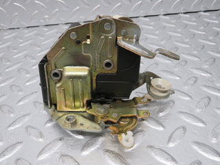 32452 Mercedes-Benz S124 300TE Wagon Front Right Door Lock Mechanism