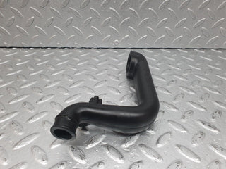 40982 Mercedes-Benz W126 300SE Crank Case Breather Hose 1030941082