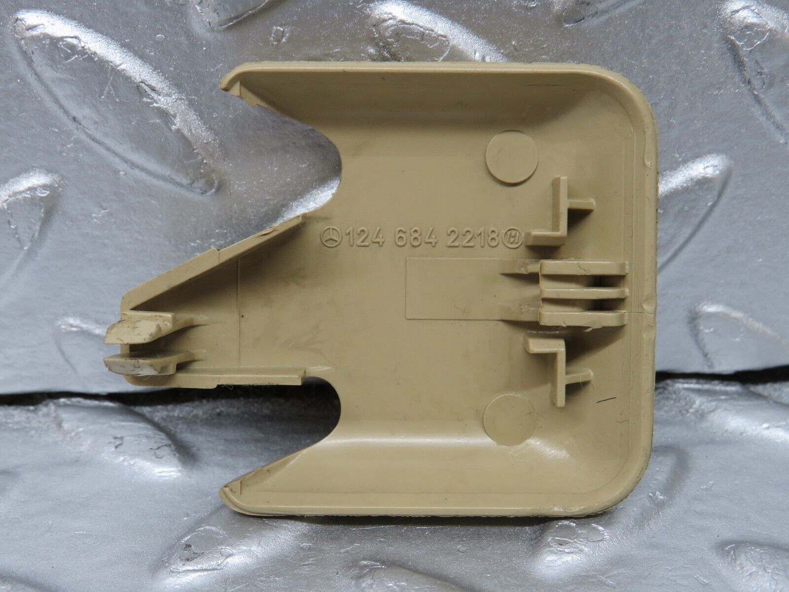 34106 Mercedes-Benz W124 260E Front Seat Rail Trim Cover 1246842218 1246842118