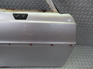 W108 front right door used OEM