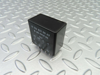 W124 Wagon rear windscreen wiper relay used OEM