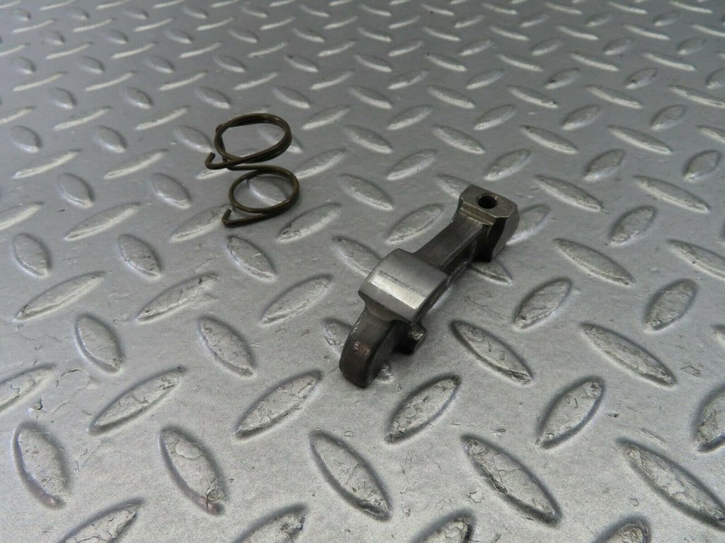 Used W108 Valve Rocker Arm M130 – Cannstatt Classic Mercedes Parts