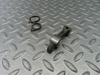 9136 Mercedes-Benz W108 Valve Rocker Arm With Retaining Spring