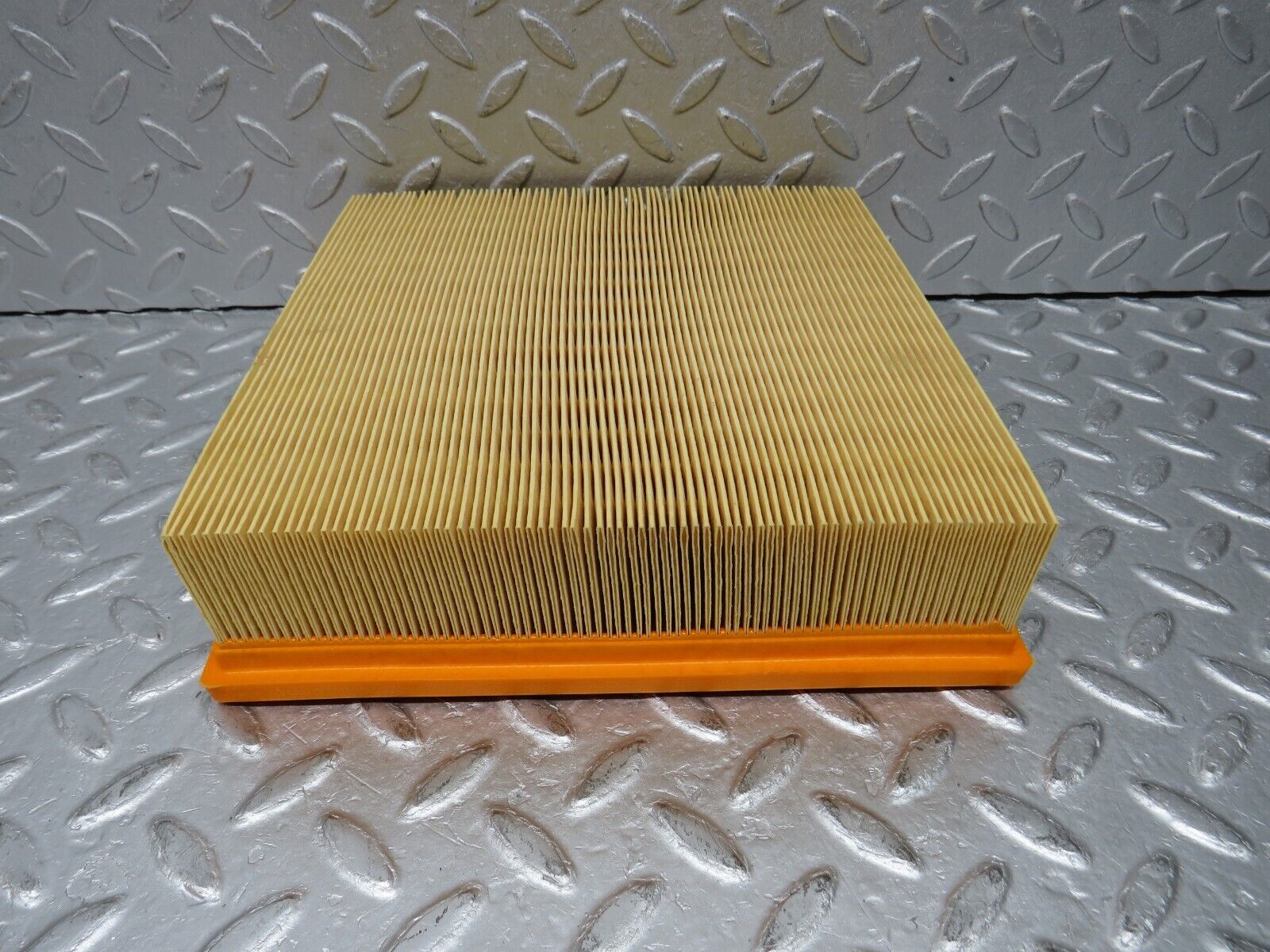 38225 Mercedes-Benz W124 W201 Genuine Air Filter New 6020940404