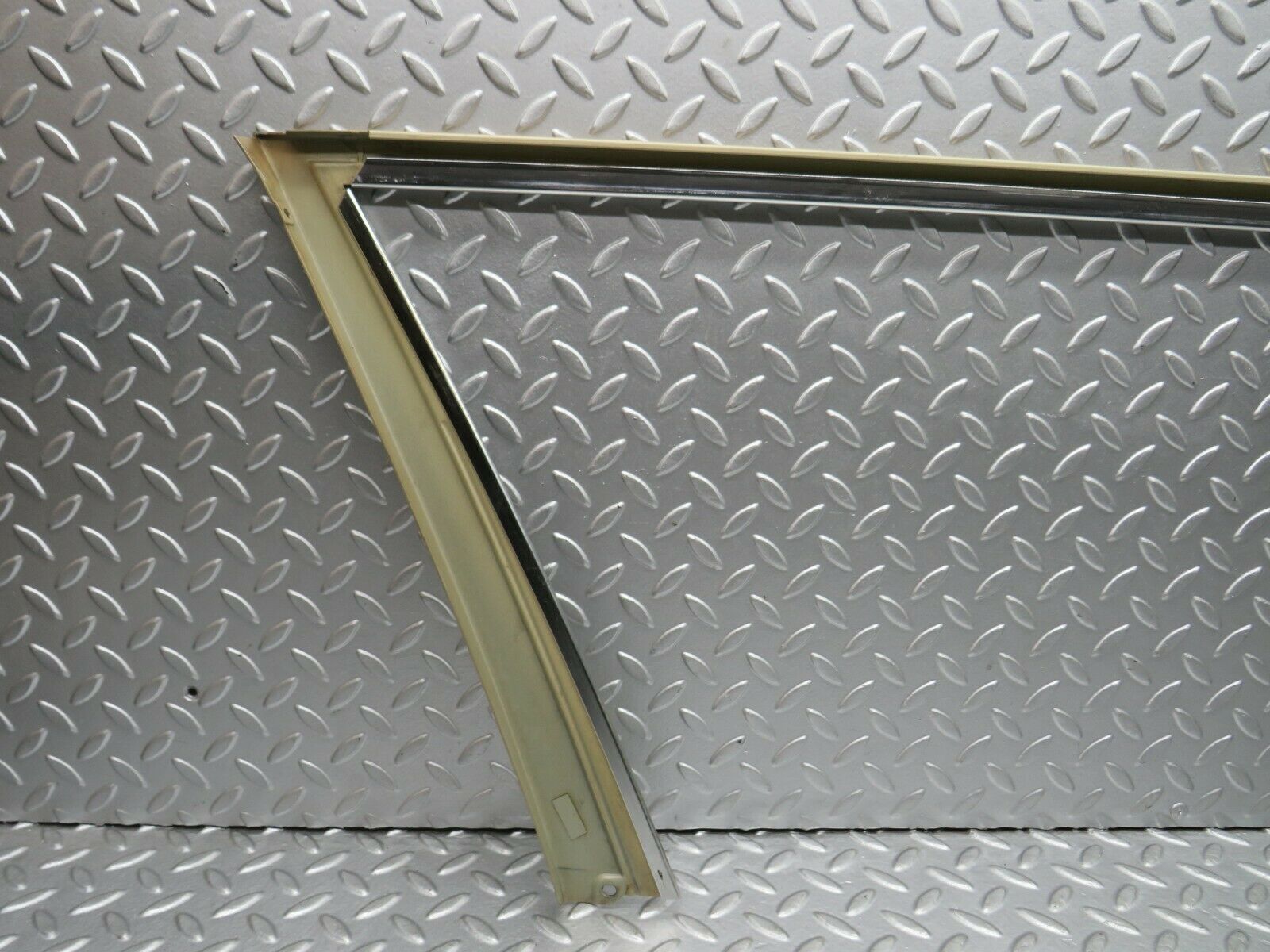 22214 Mercedes-Benz S123 280TE Wagon Window Frame Rear Right