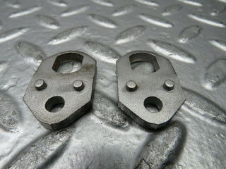 R107 SLC fuel injector bracket pair used OEM