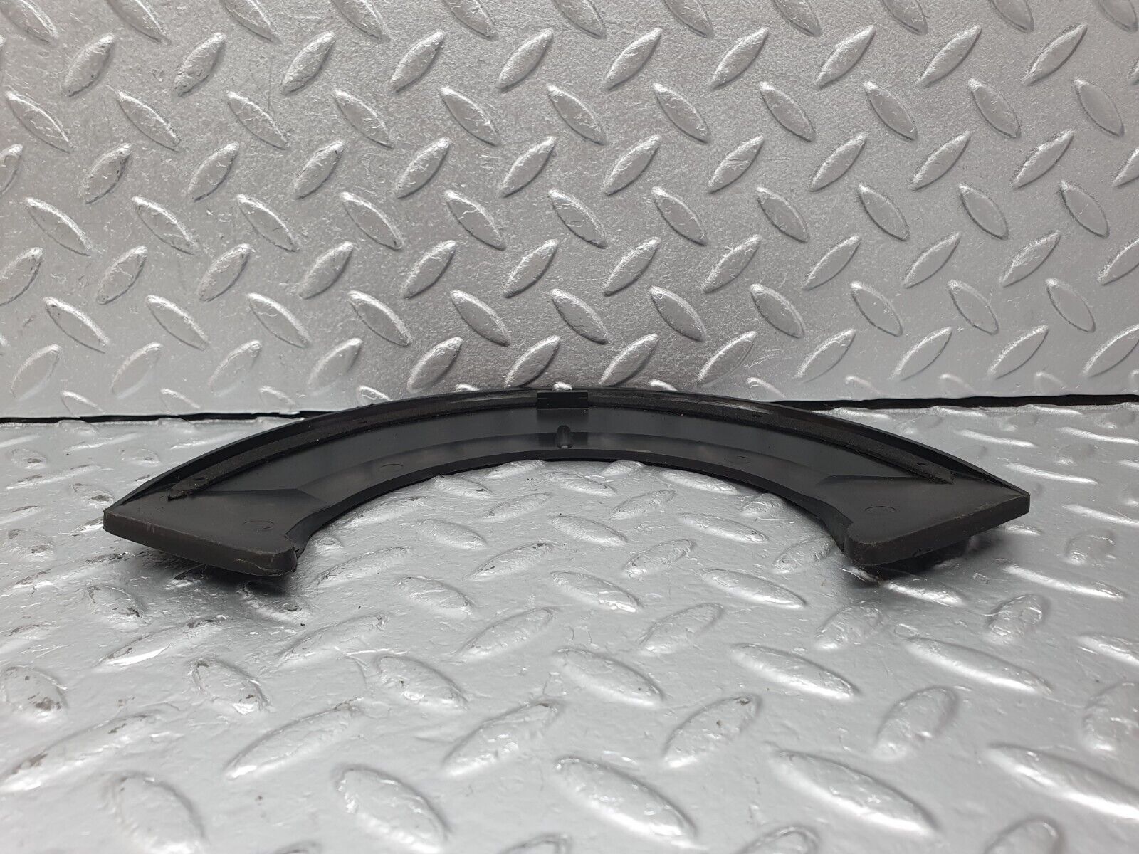 41462 Mercedes-Benz W124 200E Wiper Surround Trim Cover 1246201767