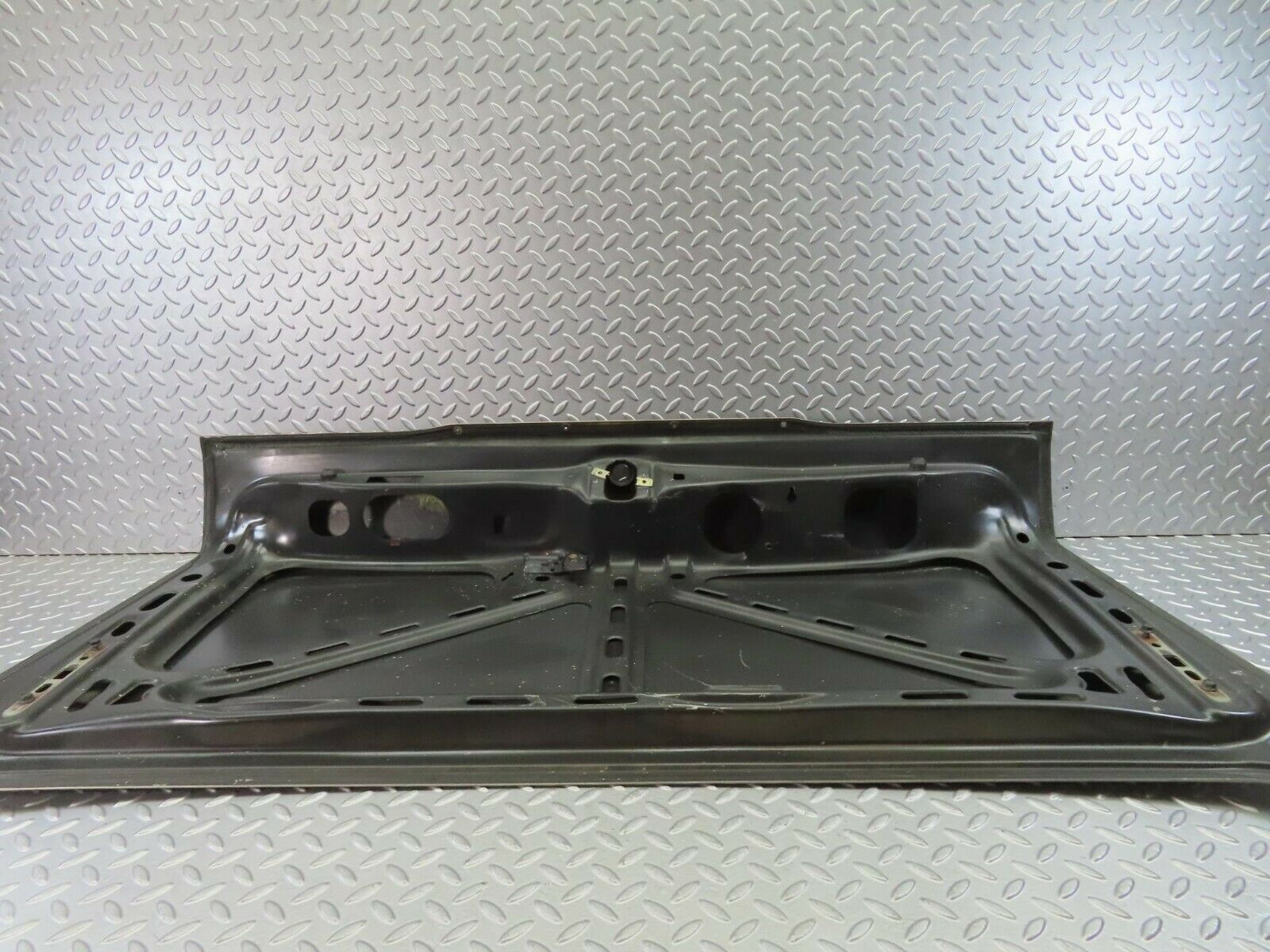 10303 Mercedes-Benz W201 Boot Lid Trunk Door