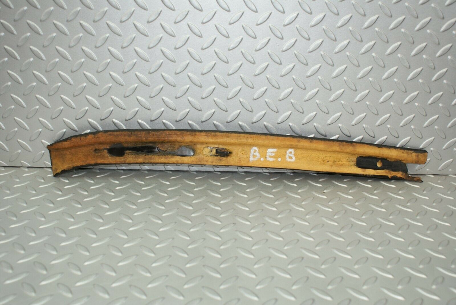 3128 Mercedes-Benz W115 220D Interior Roof Panel Trim