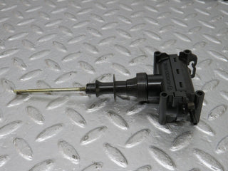 33648 Mercedes-Benz W201 190E 2.0L Door Lock Vacuum Actuator Rear Right