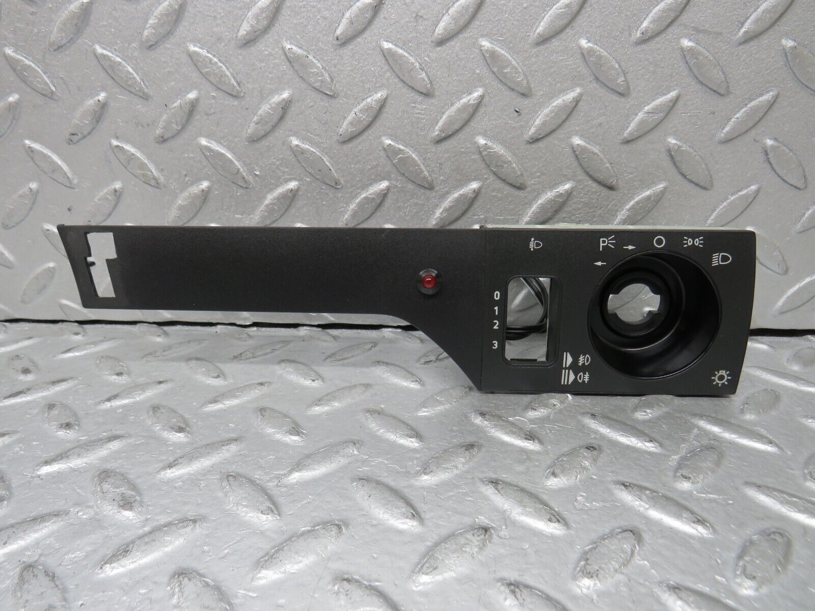 37924 Mercedes-Benz A124 320E Cabriolet Headlight Switch Cover Trim Surround