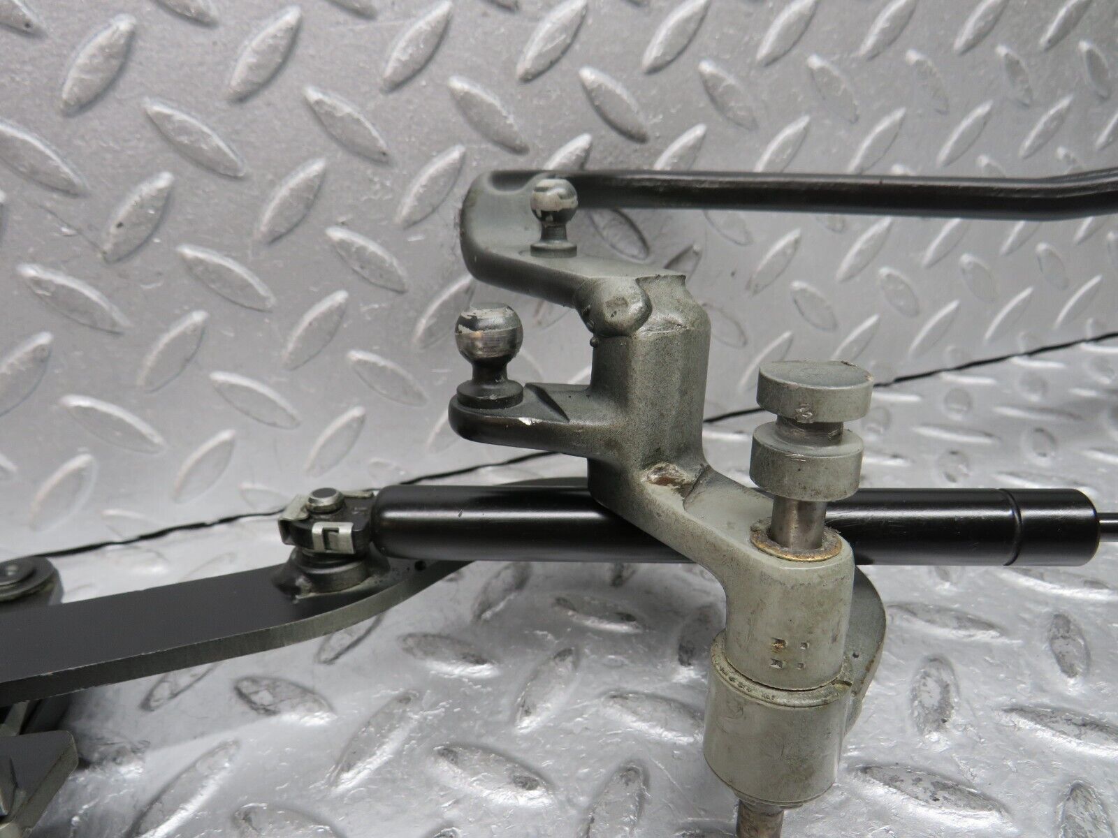 37853 Mercedes-Benz A124 320E Cabriolet Trunk Boot Soft Top Hinge Left Side