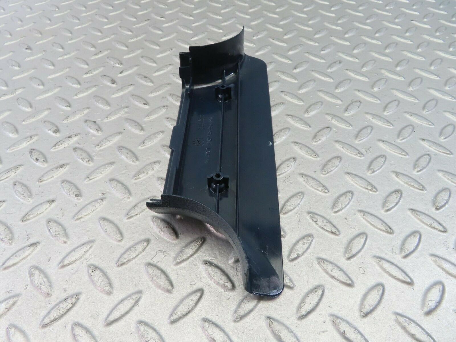 10357 Mercedes-Benz W201 190E B Pillar Bottom Cover Right Side Blue 2016920222
