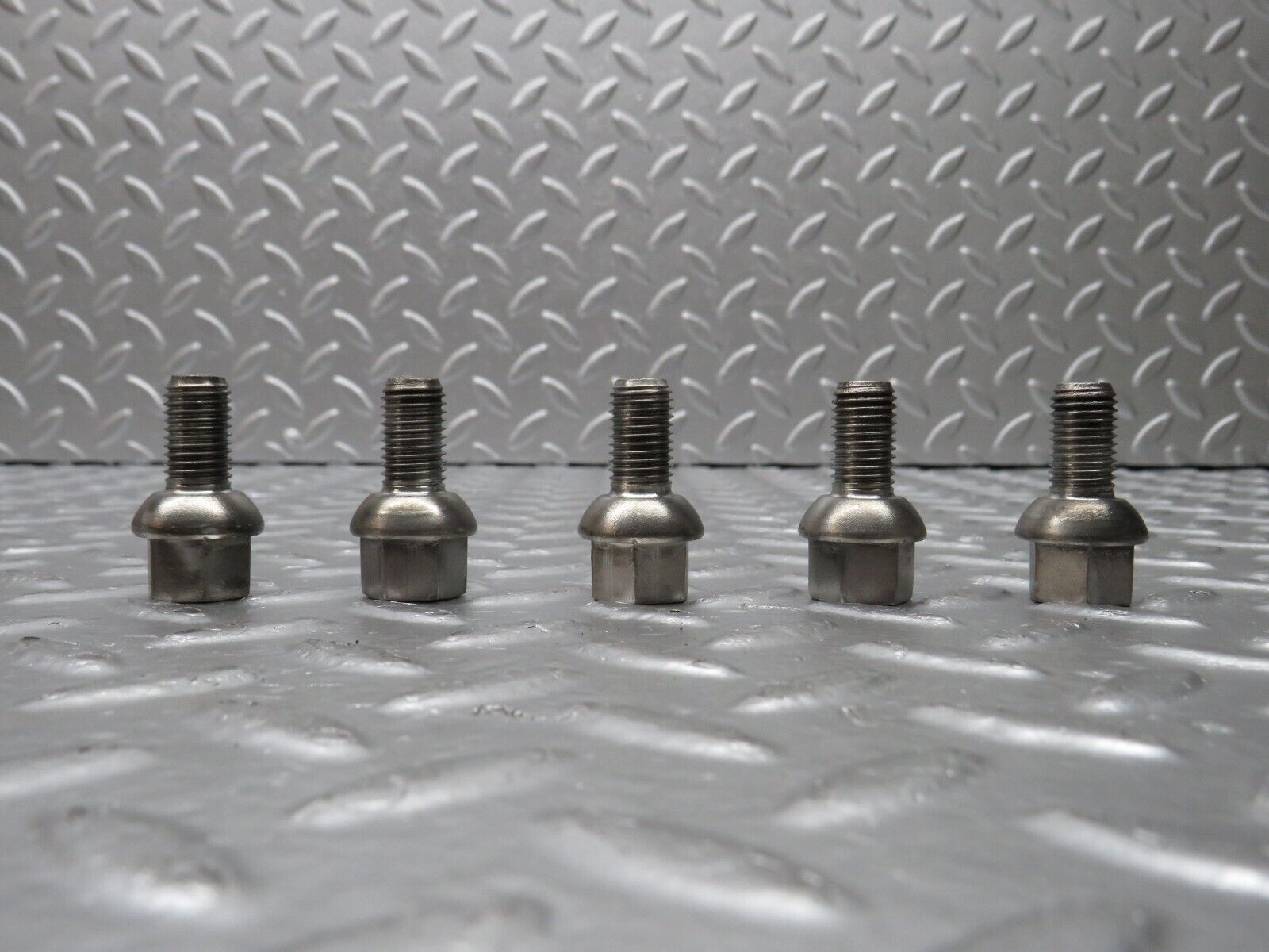 30770 Mercedes-Benz 5x Steel Wheel Lug Bolt M12x1.5