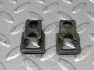 34131 Mercedes-Benz W124 260E Fuel Injector Bracket 2x