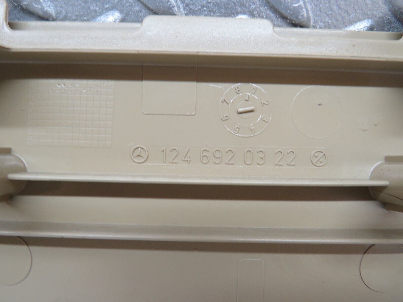 34013 Mercedes-Benz W124 260E B Pillar Bottom Cover Left Beige 1246920322