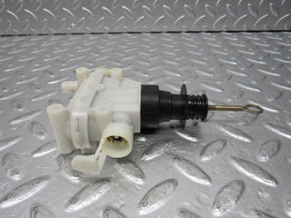 31395 Mercedes-Benz S124 220TE Door Lock Vacuum Actuator Hella Front Right