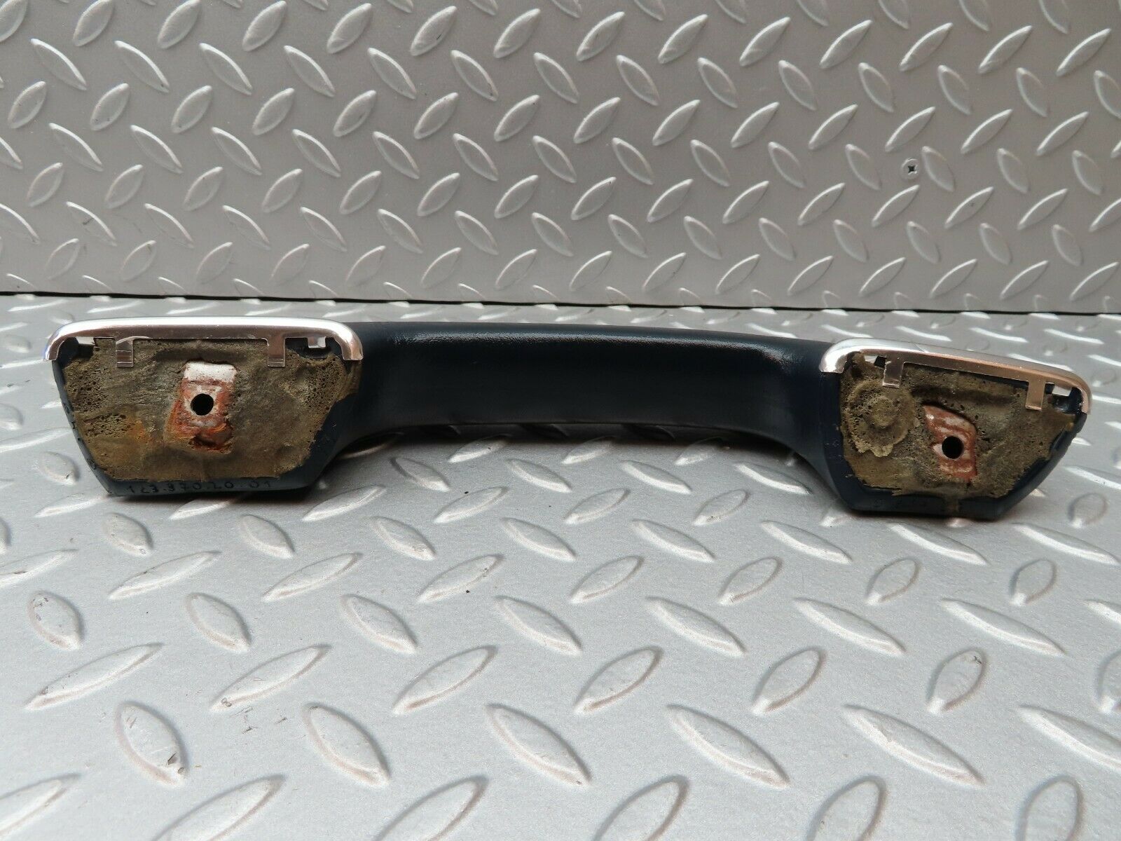 4281 Mercedes-Benz W123 230E Interior Door Handle Rear Right Blue 1239702001