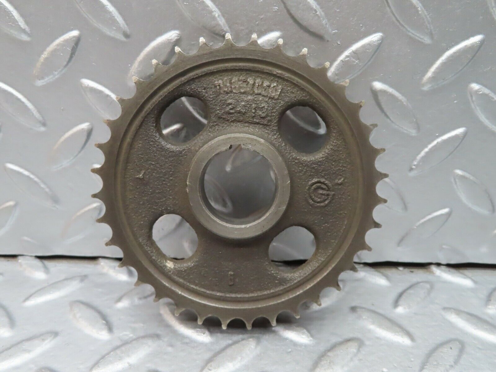 20682 Mercedes-Benz R107 450SL Camshaft Timing Gear 1160520601