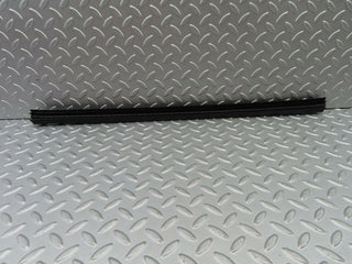 6094 Mercedes-Benz W126 380SE Inner Window Weatherstrip Seal Front Right