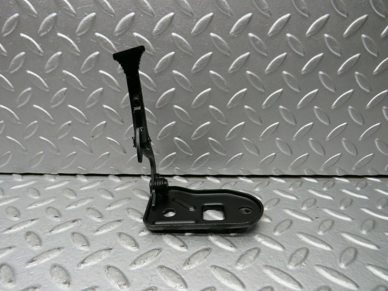22020 Mercedes-Benz S123 280TE Wagon Bonnet Safety Latch 1238800160