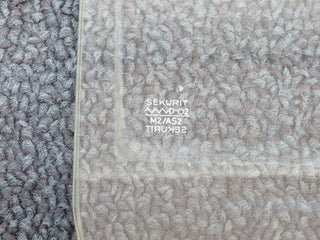 40269 Mercedes-Benz W110 230 Rear Right Door Window Glass