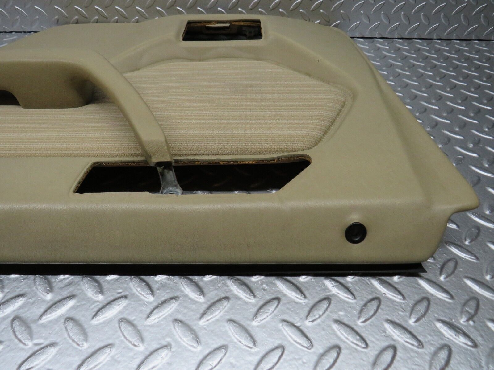 29237 Mercedes-Benz W124 230E Rear Right Door Card Beige 1247370270
