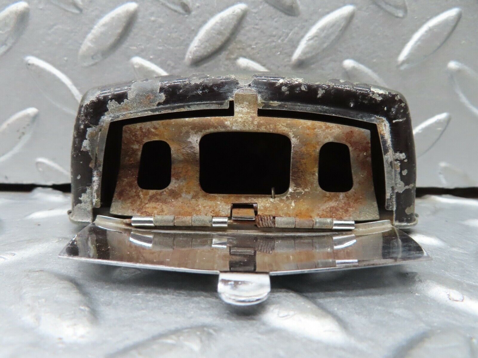 18614 Mercedes-Benz W120 W121 Ponton Rear Door Ashtray