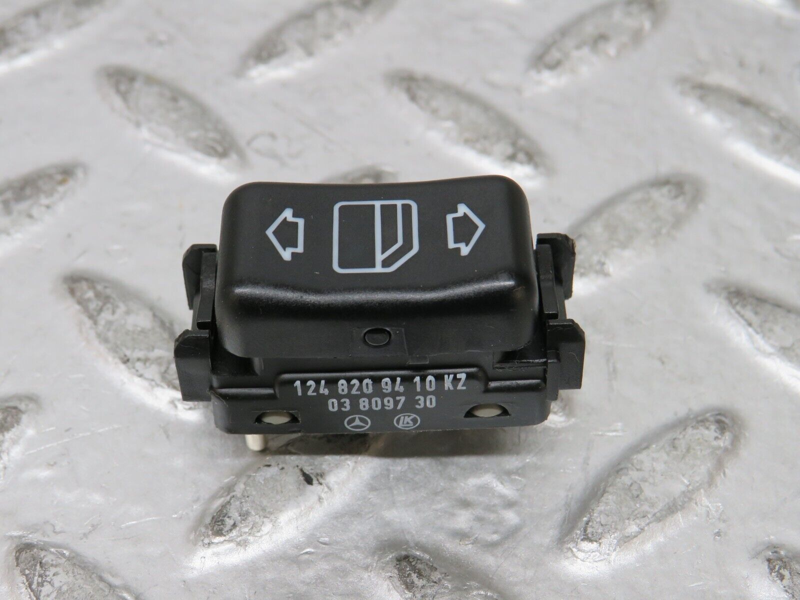 27563 Mercedes-Benz S124 300TE Electric Window Switch Right Side 1248209410