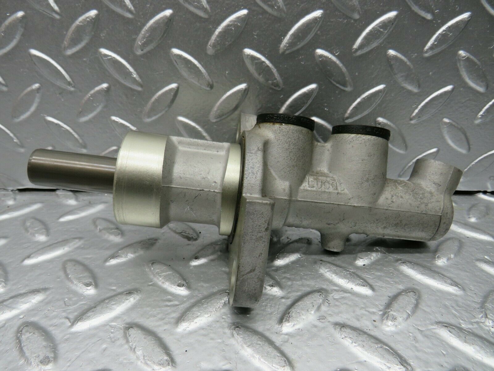 22414 Mercedes-Benz C124 E220 Coupe Brake Master Cylinder